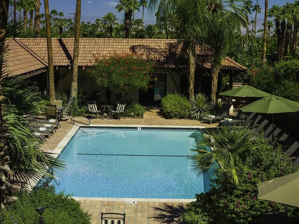 La Maison Hotel - Adults Only contacts